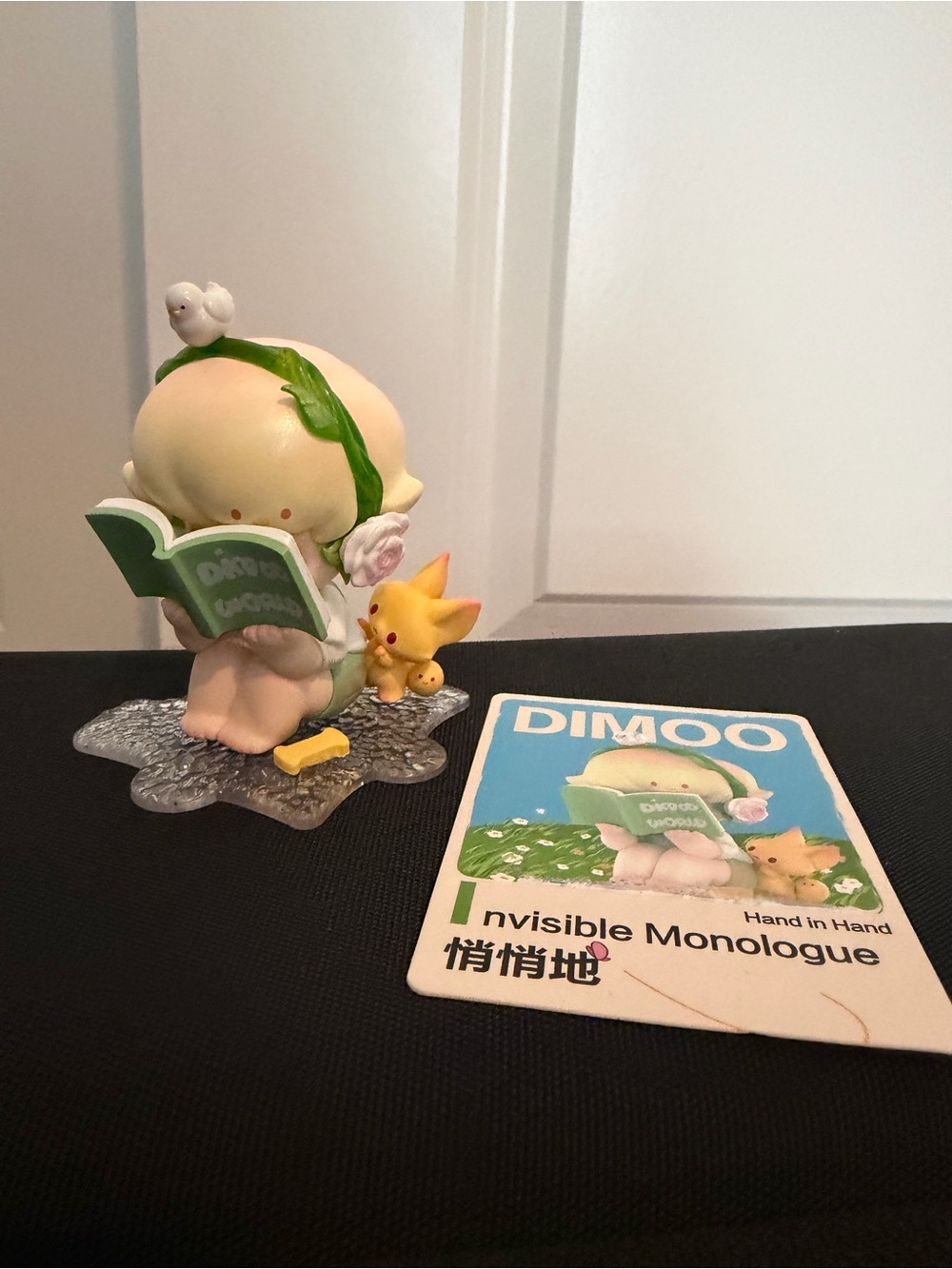 POP MART Dimoo Hand in Hand - Invisible Monologue Figurine w/ card - NWOB